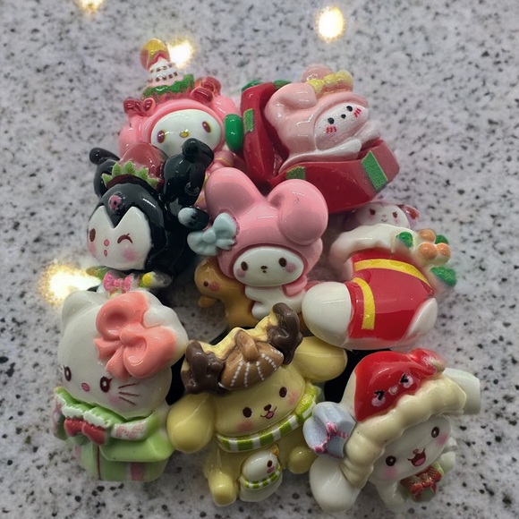 Sanrio Christmas Croc Charms - Picture 1 of 2
